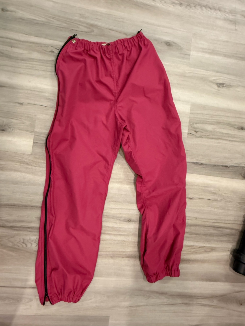 Vintage L.L.Bean 2290 Pink Full Side Zip Wind Pants Medium USA